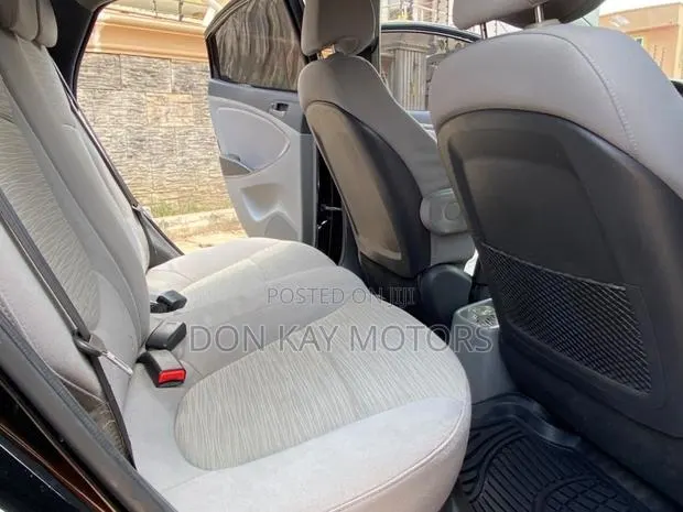 Hyundai Accent 2017 Black · Photo 1