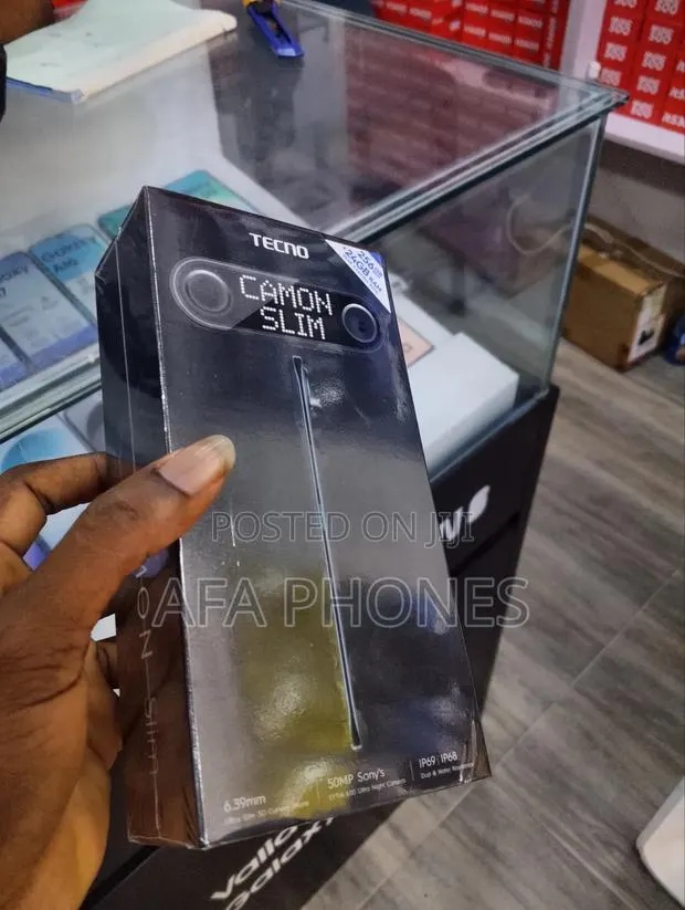 New Tecno Camon Slim 256 GB White · Photo 1
