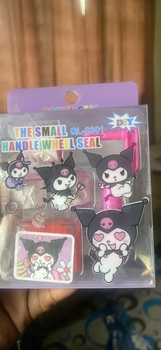 Sanrio Kids Stamp and Projector Watch · Photo 1