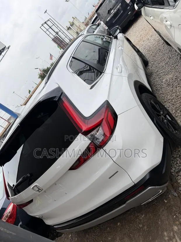 Honda CR-V PHEV 2.0 AWD 2023 White · Photo 1
