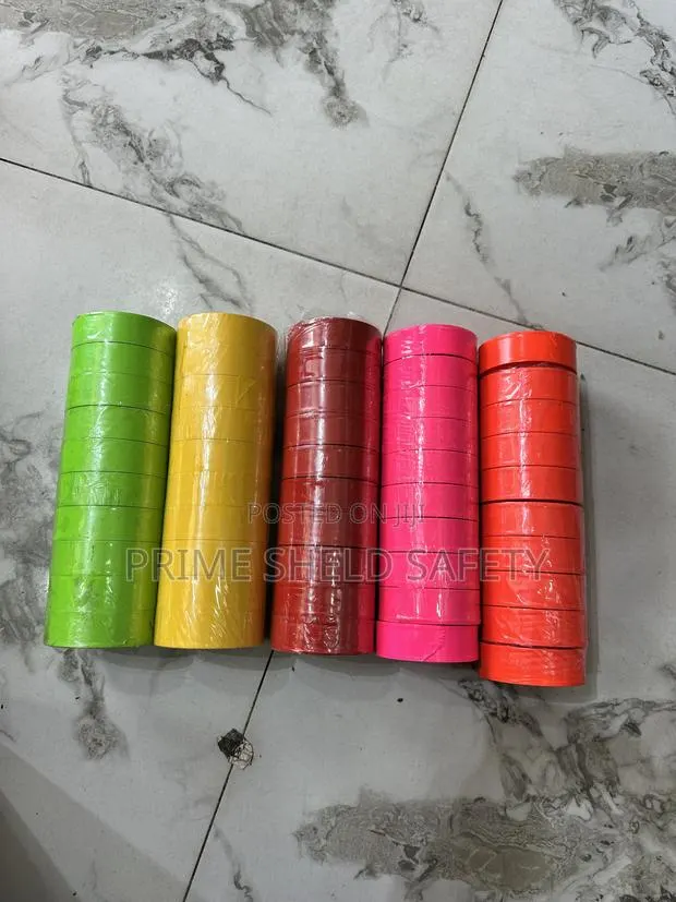 Coloured Floor Marking and Identification Tape · Photo 1