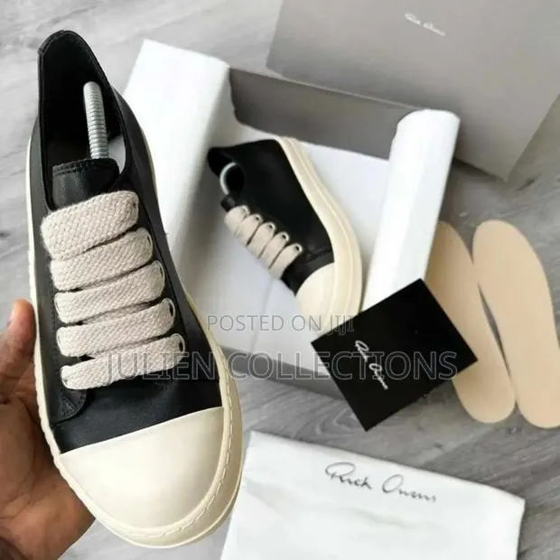 Rick Owen Shoe Black Cream · Photo 1