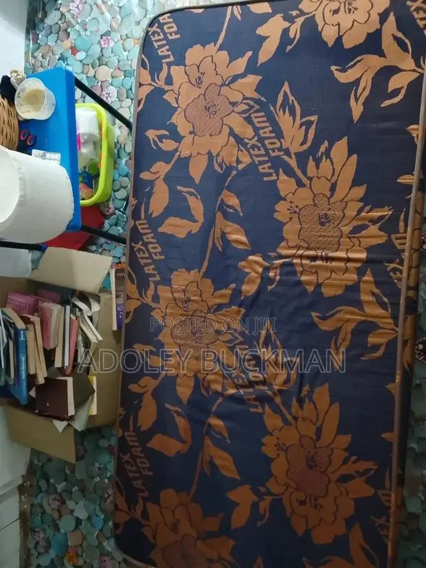 Student Mattress · Photo 1