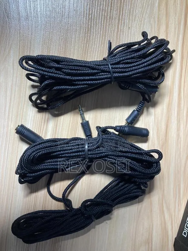 Aux Extension Cable 5m · Photo 2