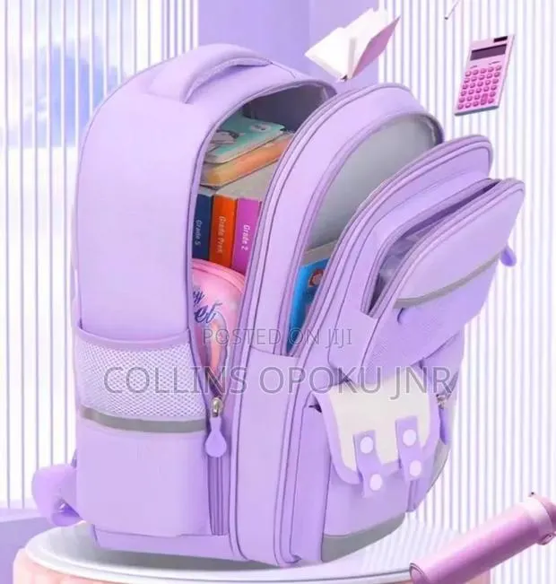 Children's School Backpack With Accessories Such as Watch Pendants · Photo 4