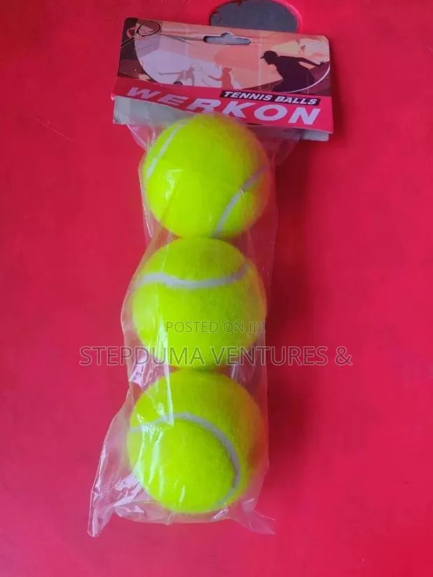 Lawn Tennis Balls · Photo 1