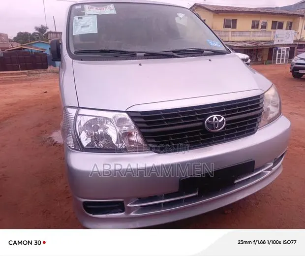Toyota HiAce 2008 Silver