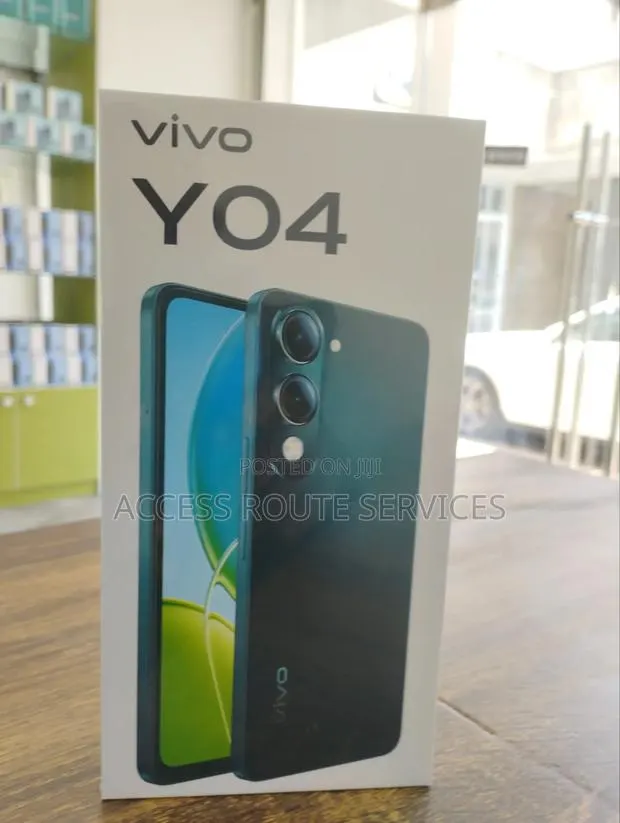 New Vivo Y04 128 GB Green · Photo 1