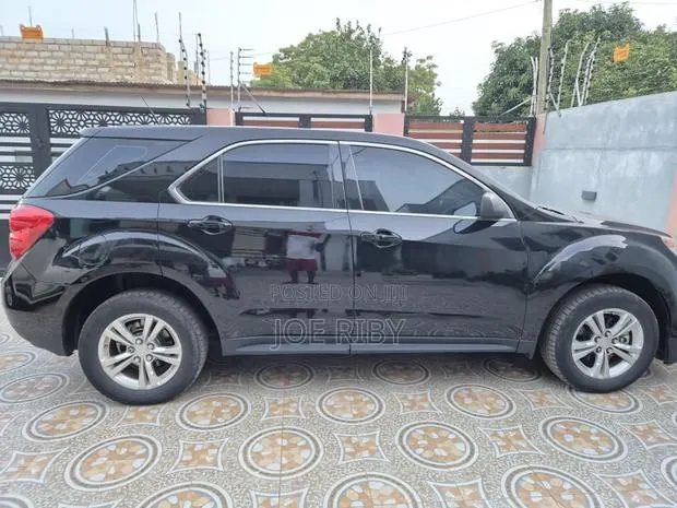 Chevrolet Equinox LS AWD 2012 Black · Photo 1