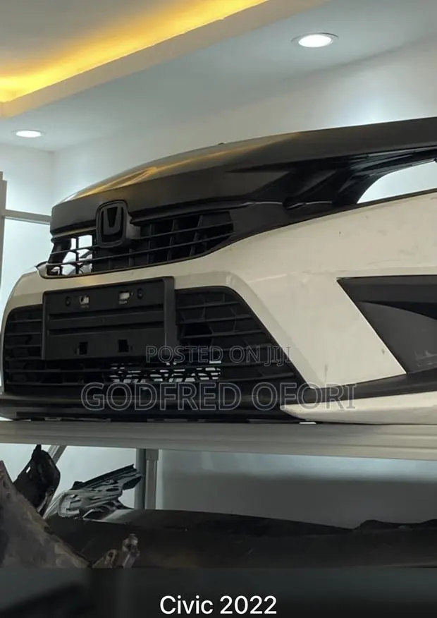 Honda Civic Complete Bumper 2022-2026 · Photo 1