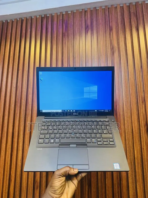 Laptop Dell Latitude 7480 8GB Intel Core i5 SSD 256GB · Photo 1