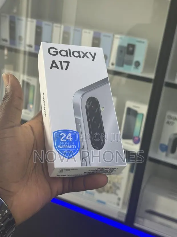 New Samsung Galaxy A17 256 GB Black · Photo 1