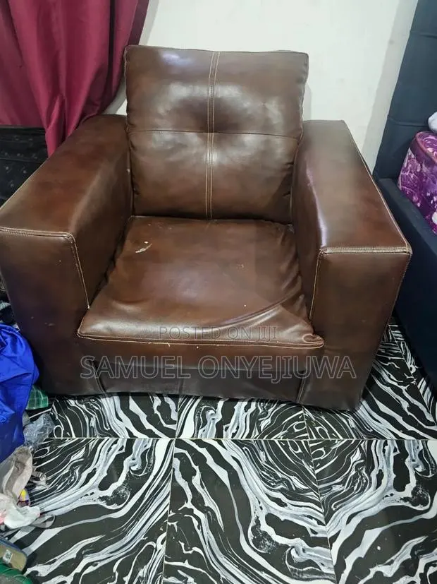 Single Office Sofa at Promiseland Katamanso Ashaiman · Photo 1