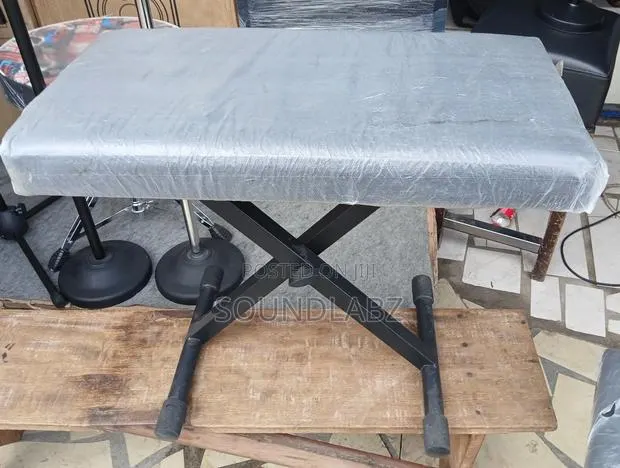 Keyboard Stand [Big] · Photo 1