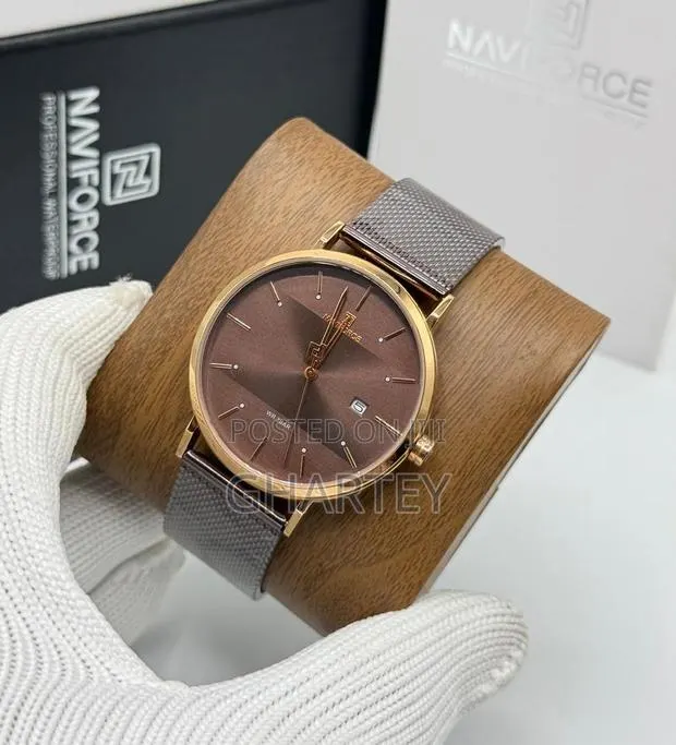 Naviforce Classic Mesh Watch- Couple Watch · Photo 1