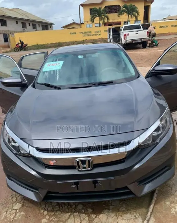 Honda Civic LX 4dr Sedan (2.0L 4cyl) 2016 Gray · Photo 1