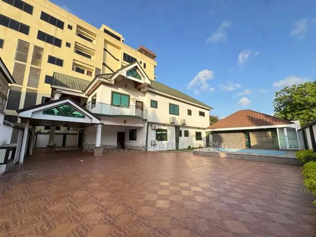 Furnished 7bdrm Apartment in East Legon Main, American House for rent · Photo 1