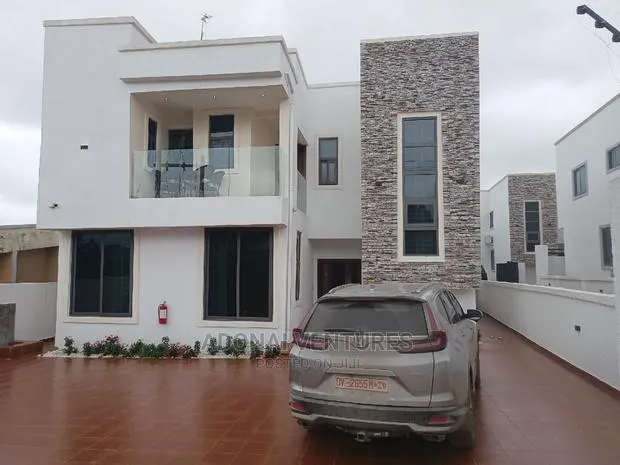 Furnished 4bdrm Shared Apartment in Atasomanso, Kumasi Metropolitan · Photo 1