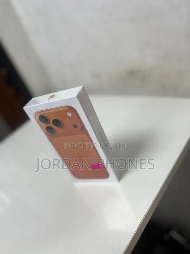 New Apple iPhone 17 Pro 256 GB Orange · Photo 1