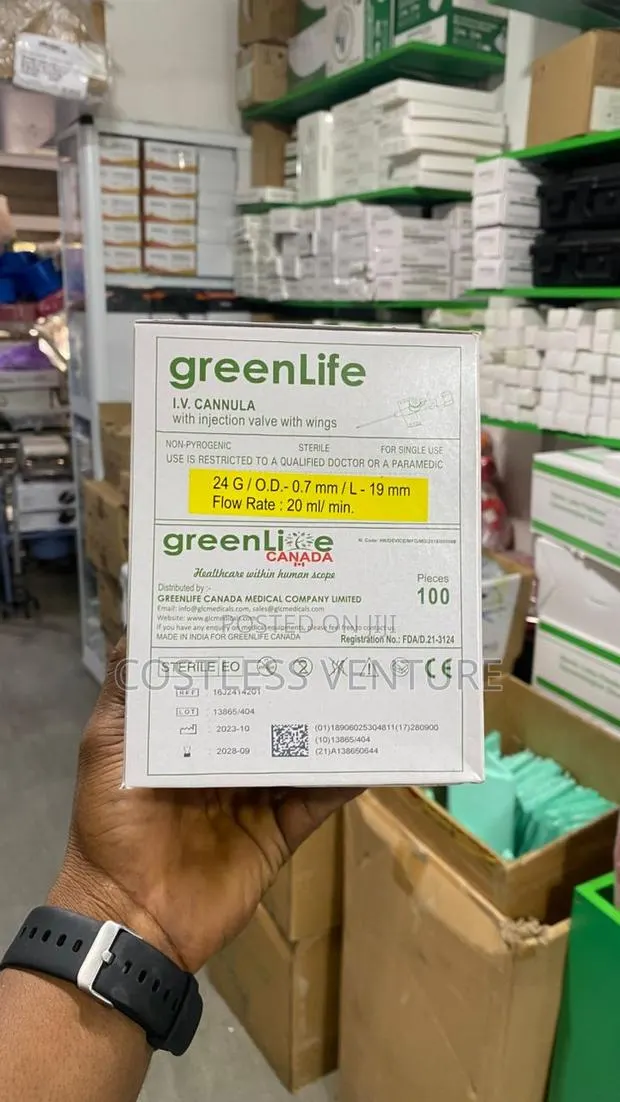 Greenlife I.V Cannula (24g) Yellow · Photo 1