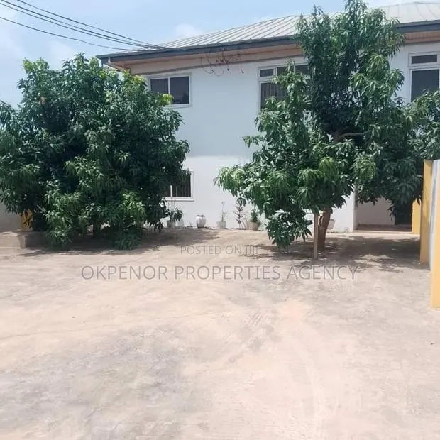 3bdrm Duplex in Tseaddo, Accra Metropolitan for rent · Photo 1