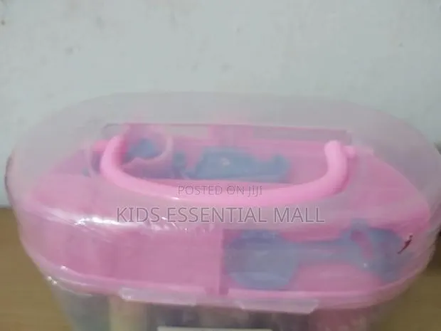 Big Container Clay Dough With Cuttes for Kids · Photo 4