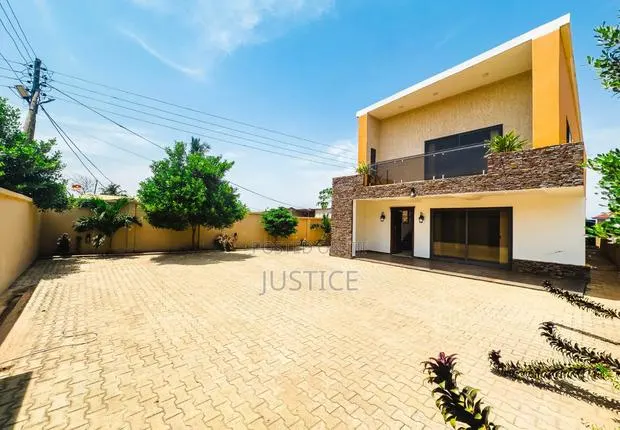 3bdrm House in Ashaley Botwe, School Junction for sale · Photo 1