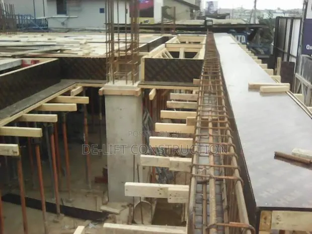 Are You Looking for a Professional Carpenter · Photo 1