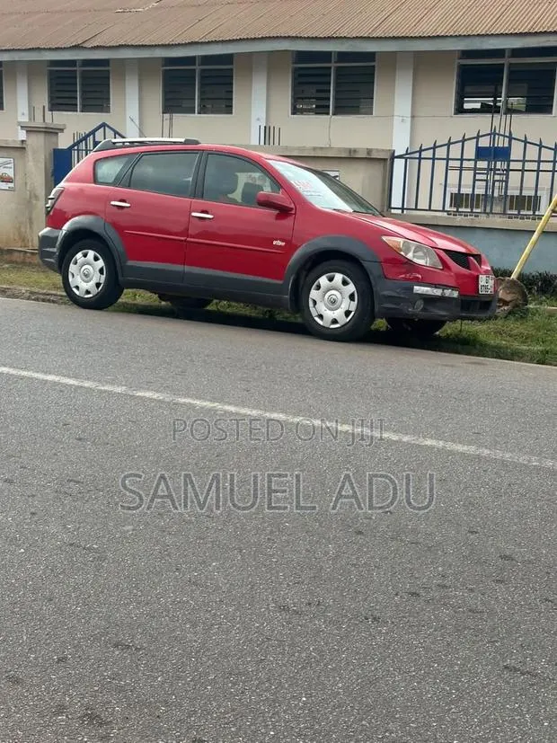 Toyota Matrix 2003 Red · Photo 1