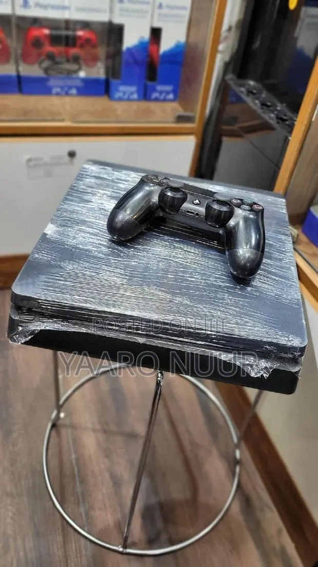 Ps4 Slim Loaded With Games · Photo 1