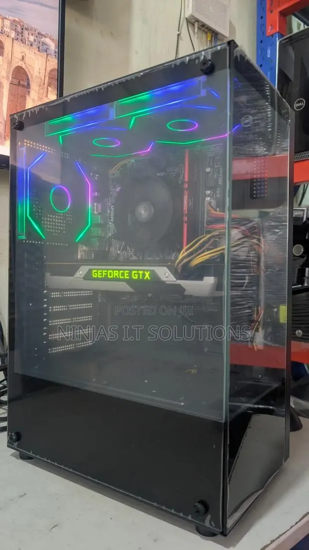 New Desktop Computer Asus 16GB AMD Ryzen 5 SSD 512GB · Photo 1