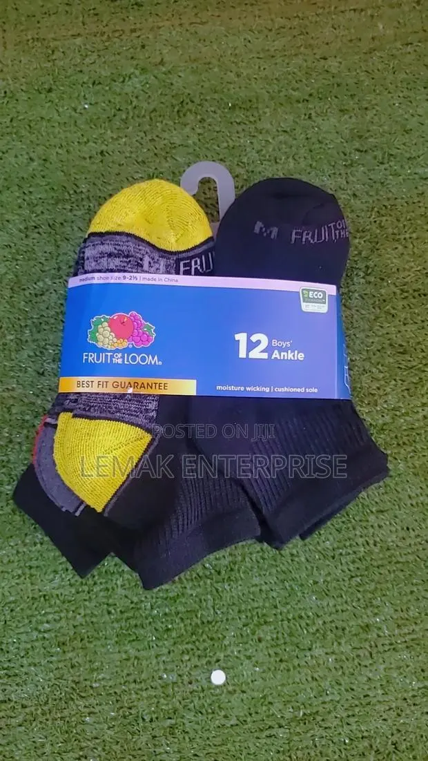 Fruits of the Loom 13 Pairs Socks for Boys · Photo 1