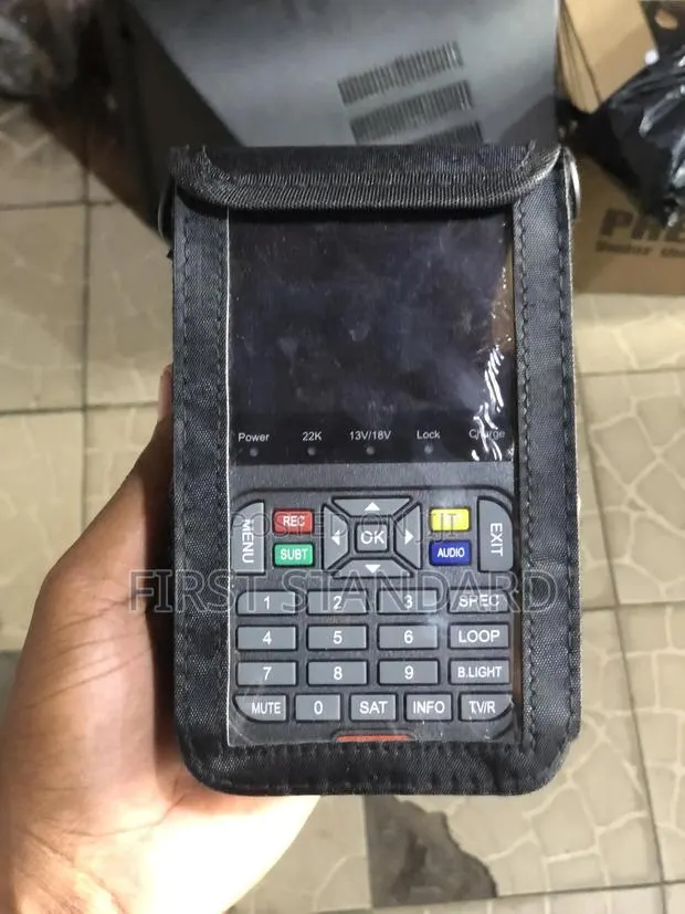 V8 Satellite Finder · Photo 1