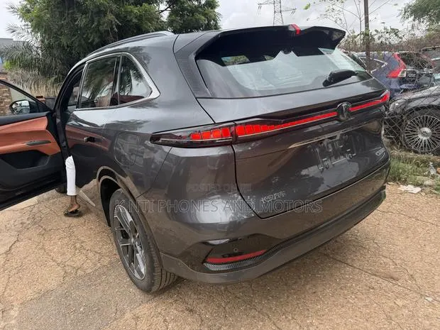 New Changan CS75 Plus 2025 Gray · Photo 1