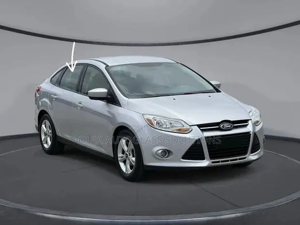 2011 Ford Focus Front Right Door Glass Available · Photo 1