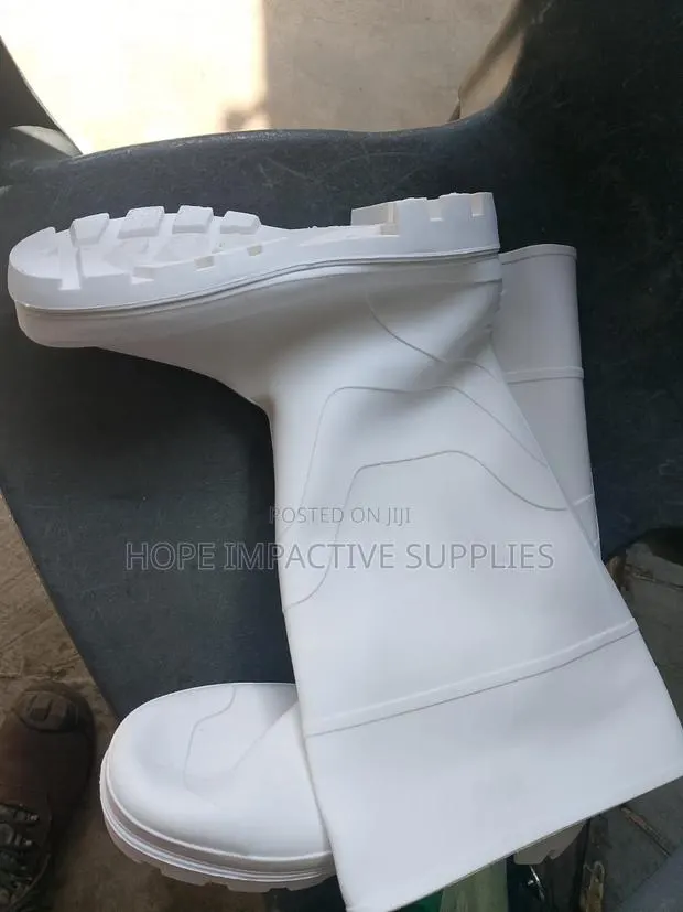 Quality White Wellington Boots<>Non Steel Toe. · Photo 5