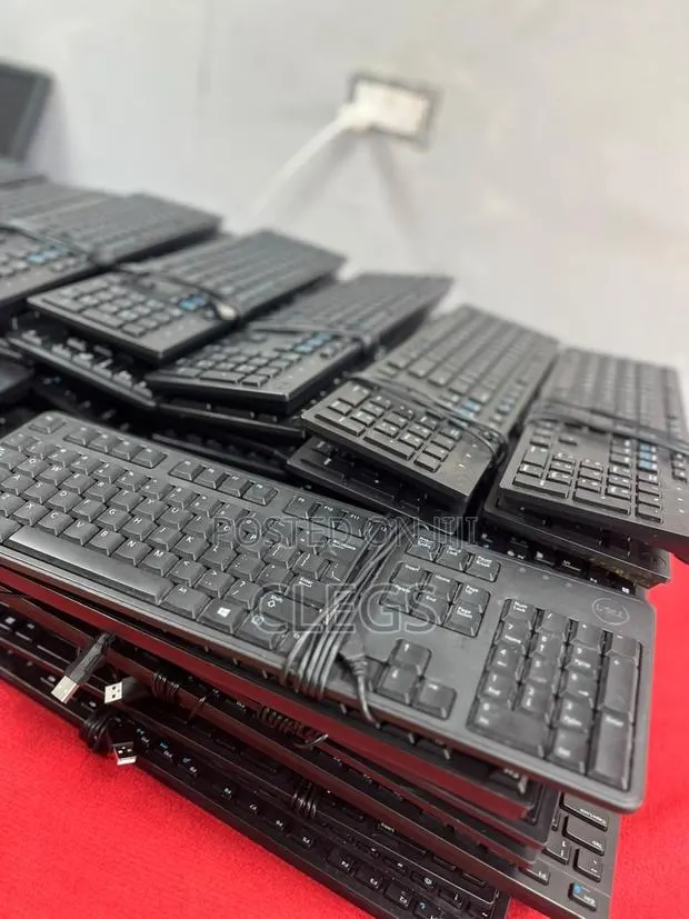 Wired Keyboards · Photo 1