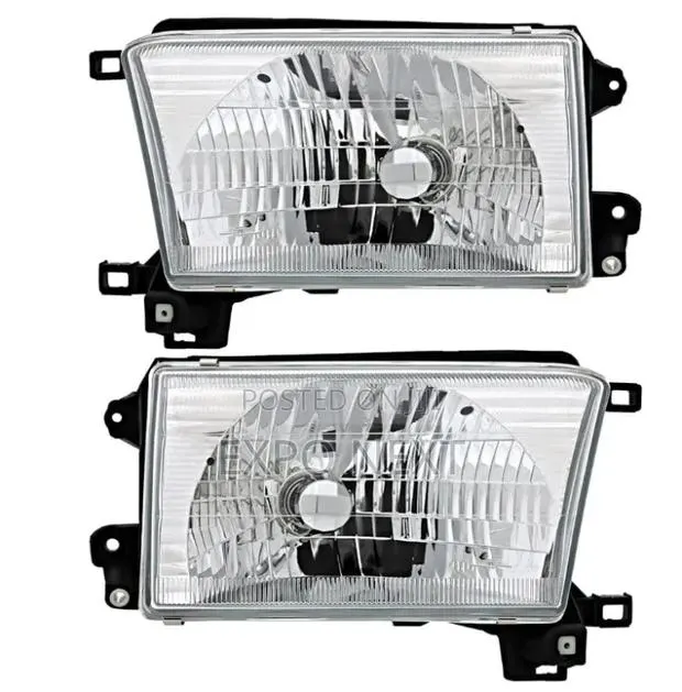 4runner 1996-2002 Head Light · Photo 1