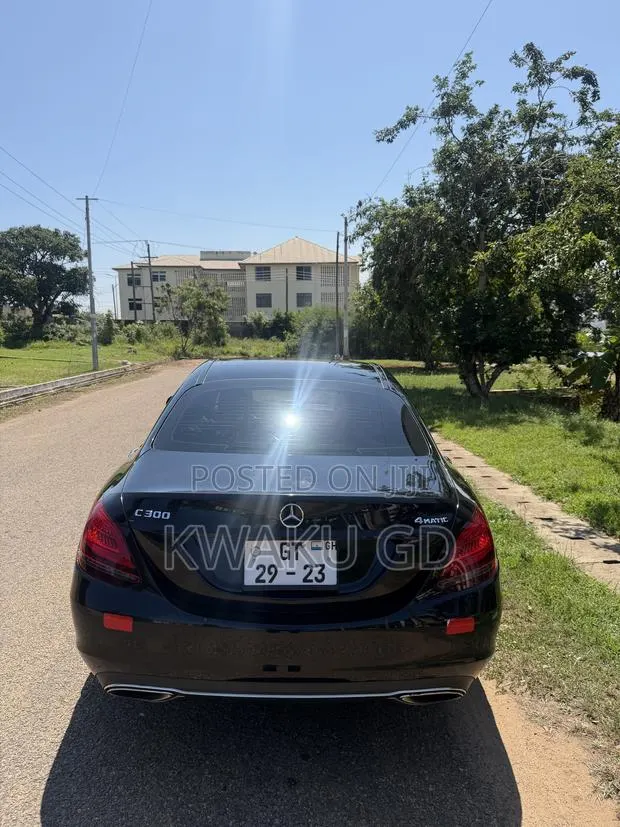 Mercedes-Benz C300 Base C300 AWD 4MATIC Sedan 2019 Black · Photo 1