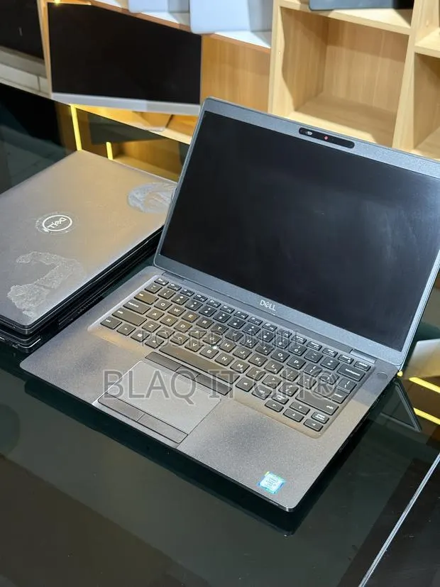 Laptop Dell Latitude 7400 16GB Intel Core i7 SSD 256GB · Photo 1