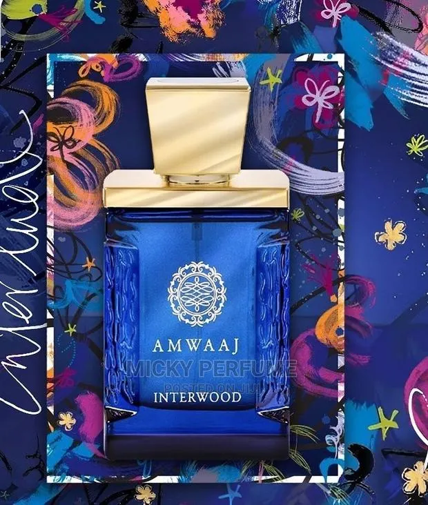 Amwaaj Interwood Perfume · Photo 1