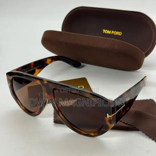 Tom Ford Bronson Sunglasses · Photo 1