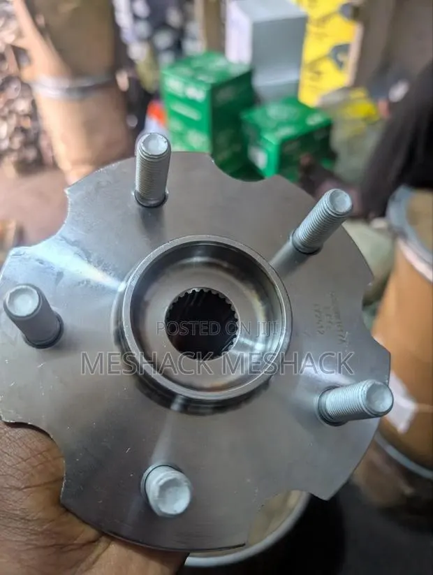 Toyota RAV4 Back Hub 4×4 · Photo 1