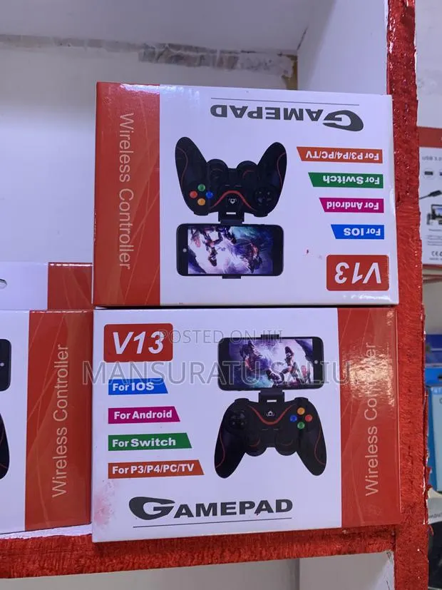 V13 Phone Game Pad · Photo 1