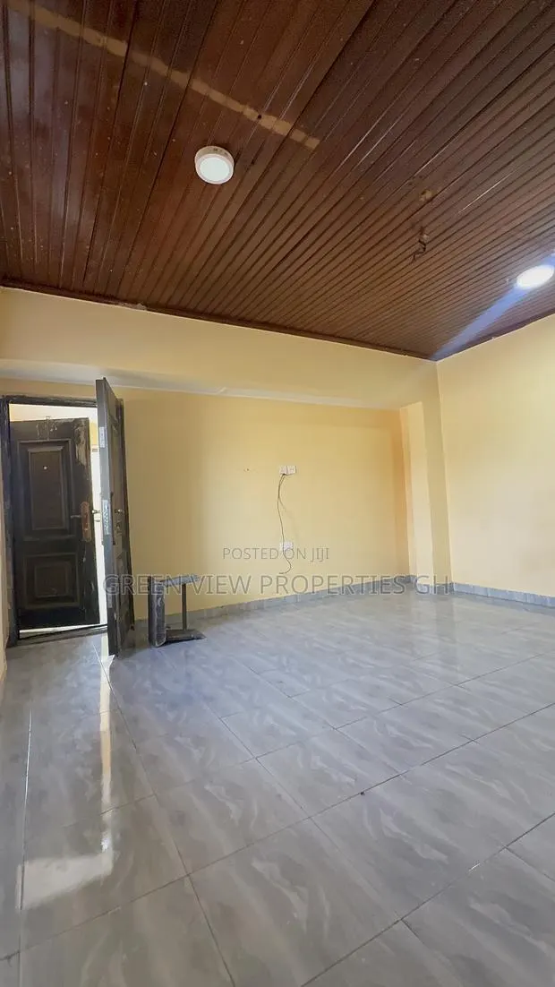 1bdrm Room & Parlour in West Hills Mall Area for rent · Photo 1