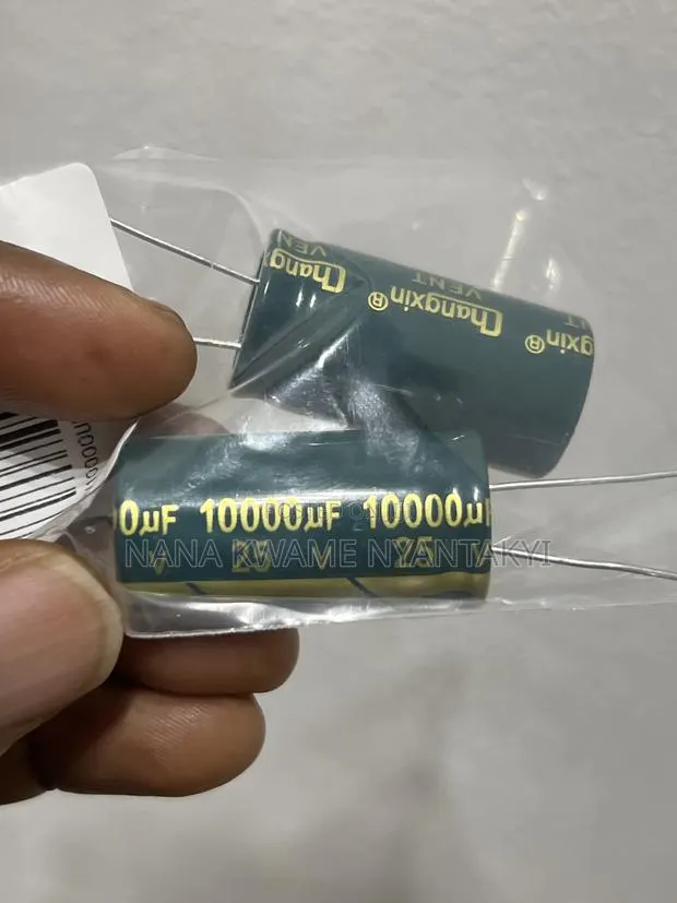 5pcs 25v Capacitor · Photo 1