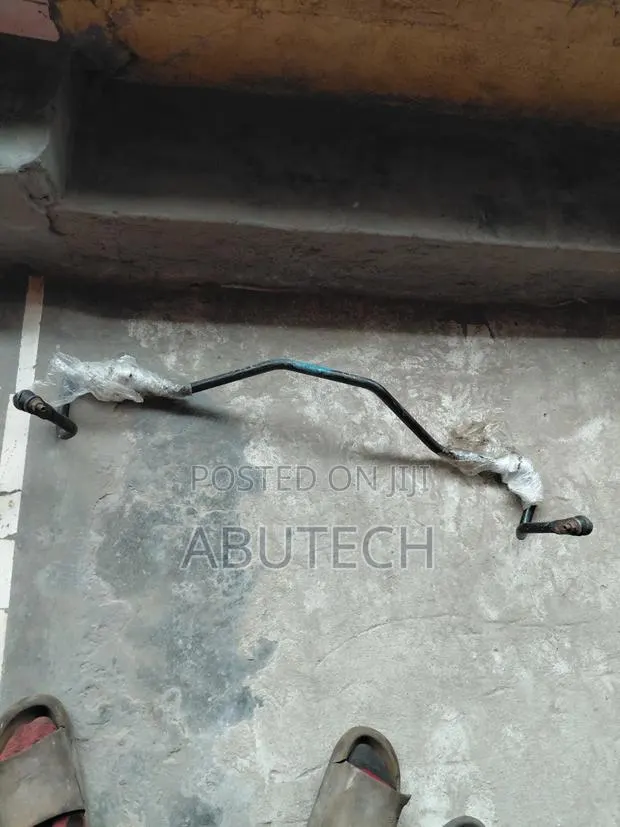 Back Stabrizer Bar Mitsubishi Outlander 2007, 2008, 2012, 2015, 2017 · Photo 1