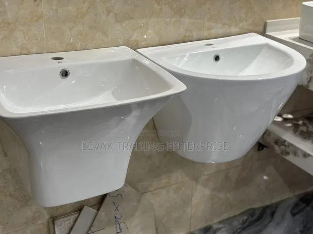 Hanging Basin - Wash Hand Basin · Photo 1