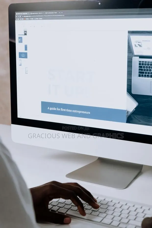 Build. Advertise. Grow – Digitally! · Photo 1