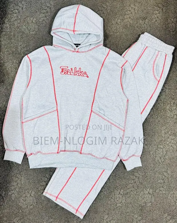 Thick Hooded Top N Down Available in Stock · Photo 6